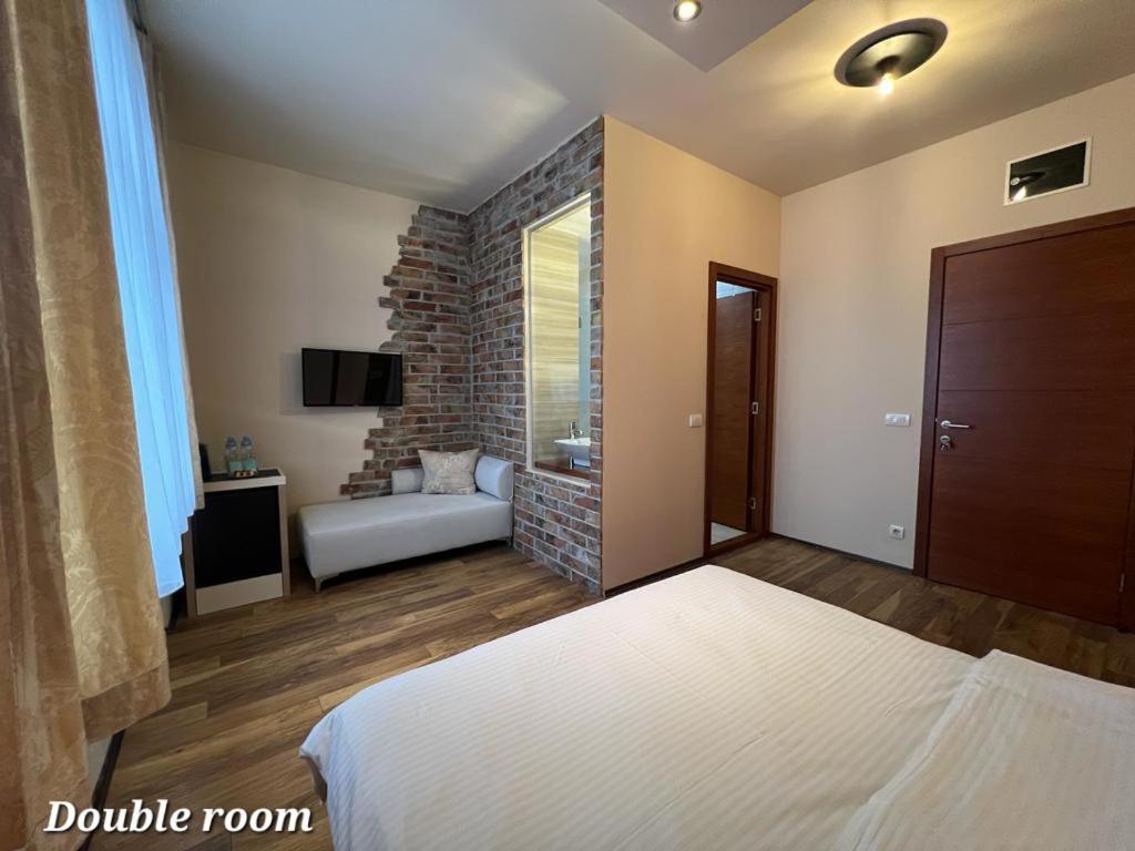 Metropoliten Rooms Belgrad Exterior foto
